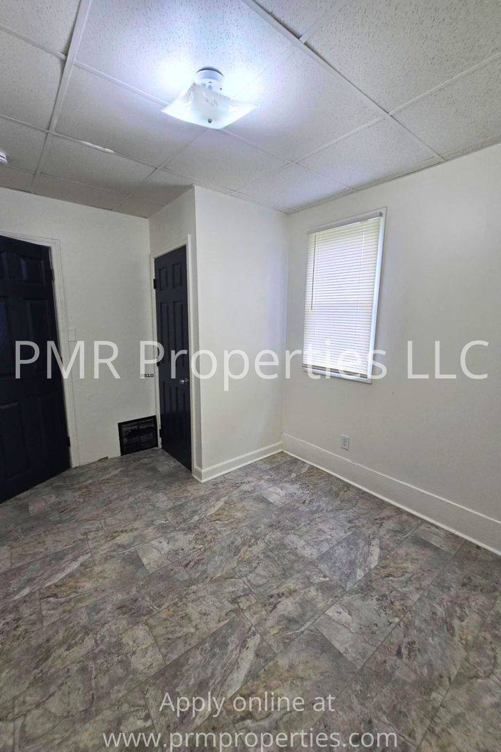 House for rent at 3517 Lafayette St, Saint Joseph, MO 64507