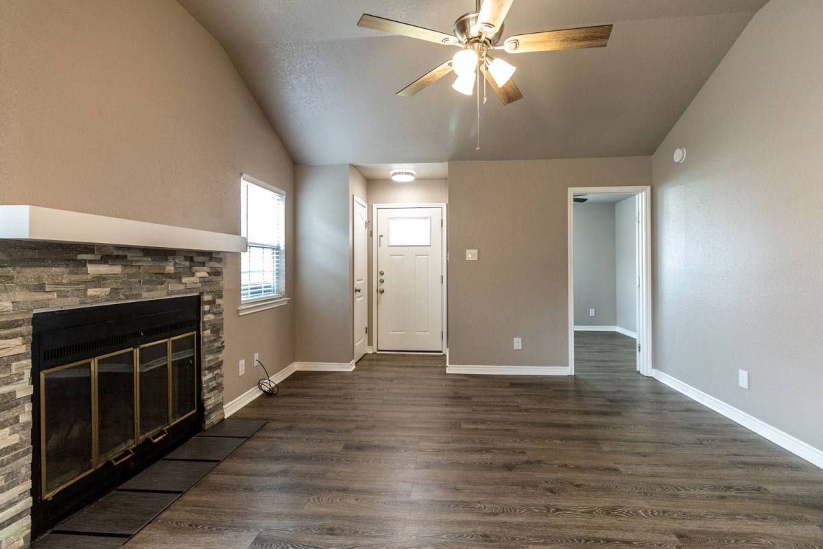 Townhouse for rent at 1003 Hyridge St, Round Rock, TX 78664