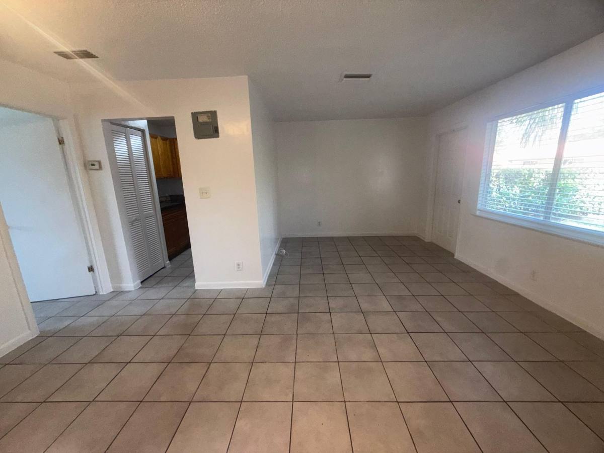 Apartment for rent at 8430 NW 40th St, Coral Springs, FL 33065