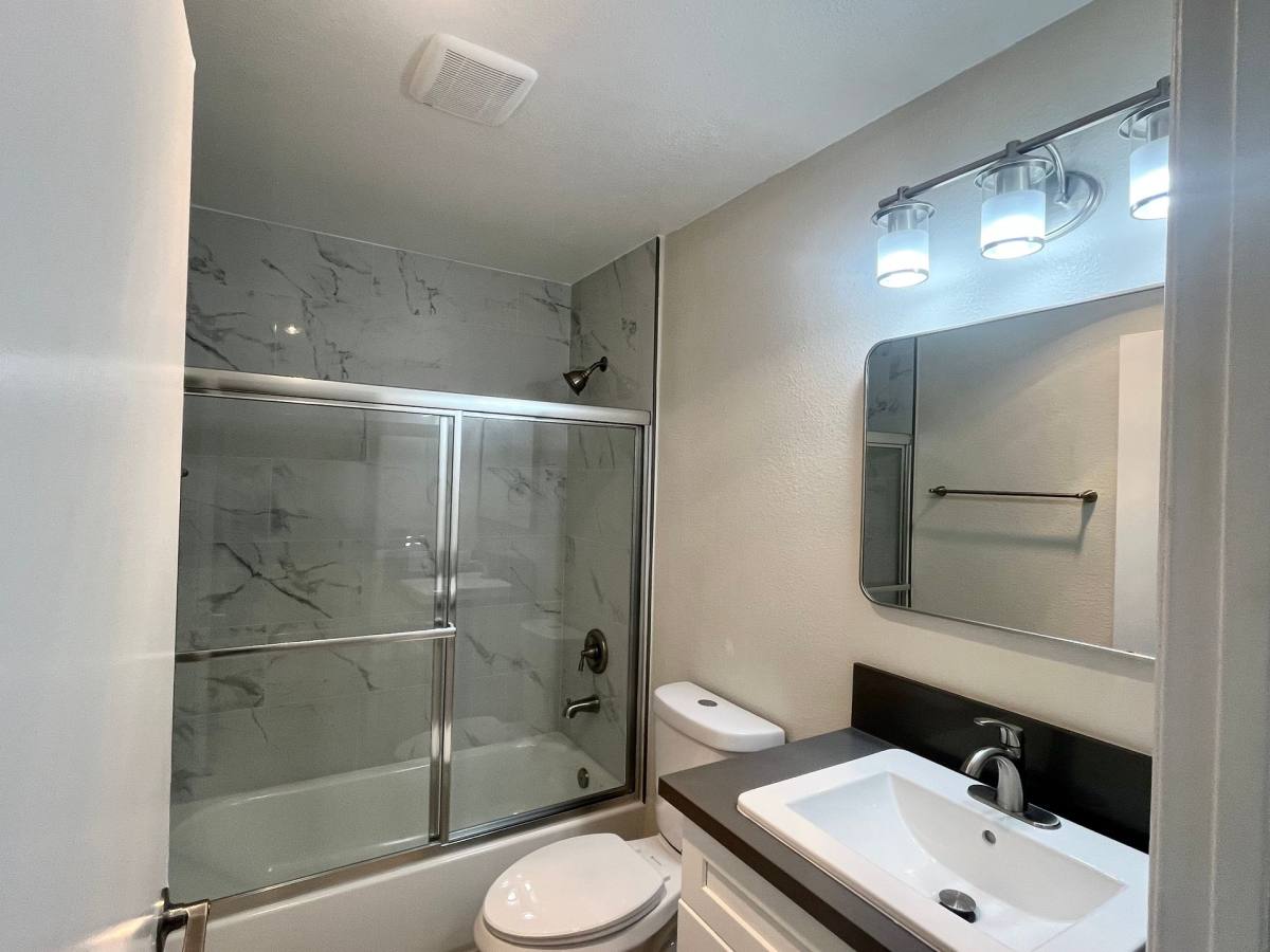 Apartment for rent at 10820 Glenoaks Blvd, Pacoima, CA 91331