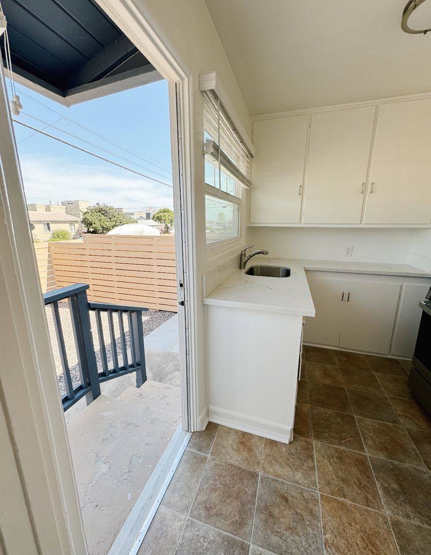 Apartment for rent at 2073-79 Emerald St, San Diego, CA 92109