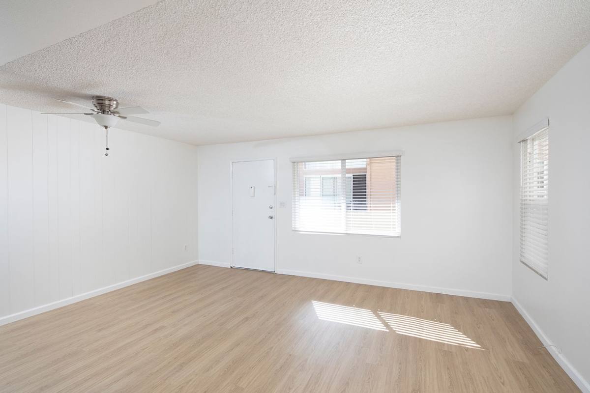 Apartment for rent at 1656 Reed Ave #8, San Diego, CA 92109
