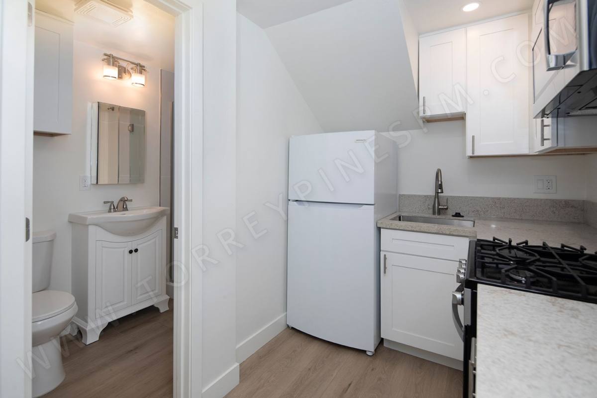 Apartment for rent at 4950 1 2 Del Mar Ave, San Diego, CA 92107