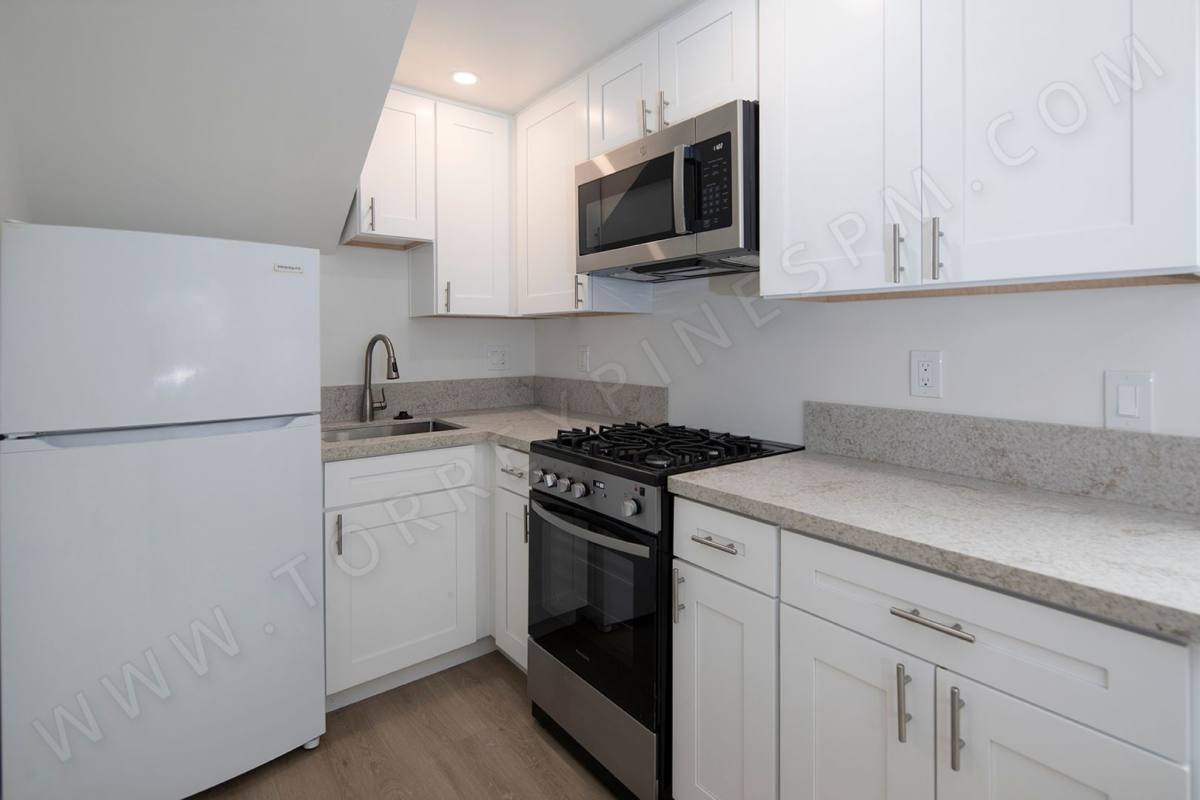 Apartment for rent at 4950 1 2 Del Mar Ave, San Diego, CA 92107