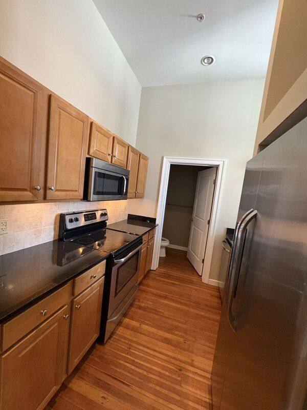 Apartment for rent at 125 W Saratoga St #305, Baltimore, MD 21201