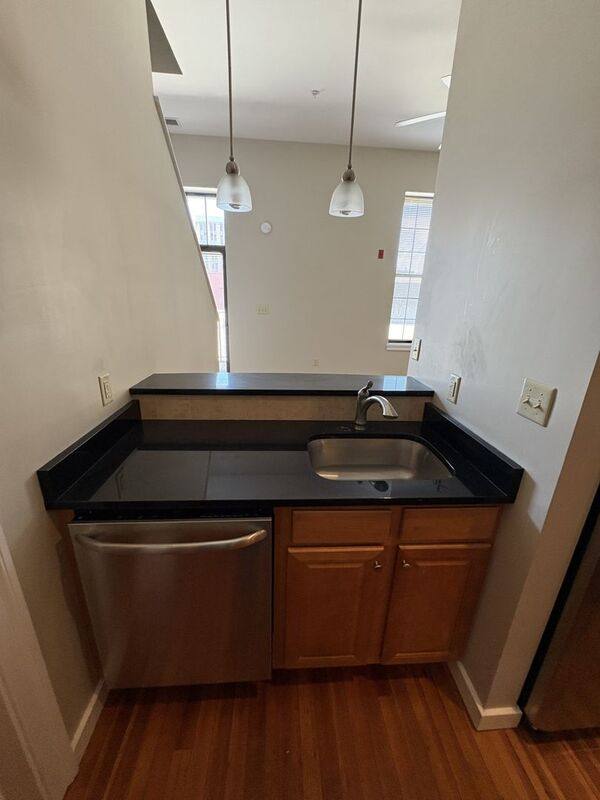 Apartment for rent at 125 W Saratoga St #305, Baltimore, MD 21201