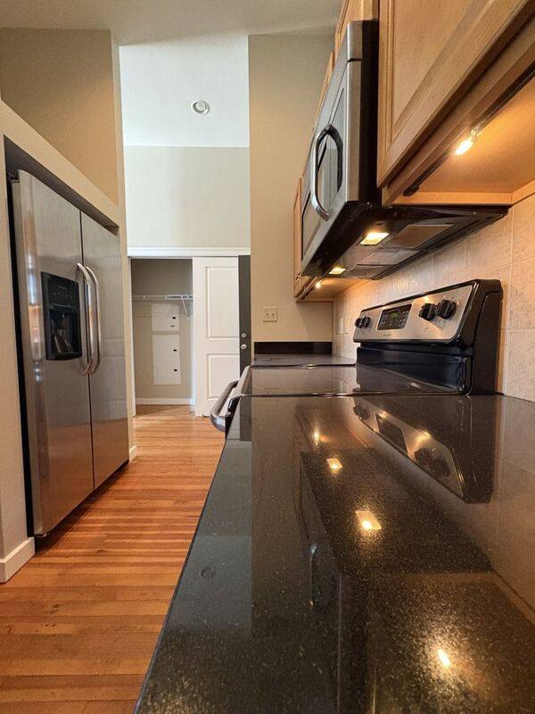 Apartment for rent at 125 W Saratoga St #305, Baltimore, MD 21201