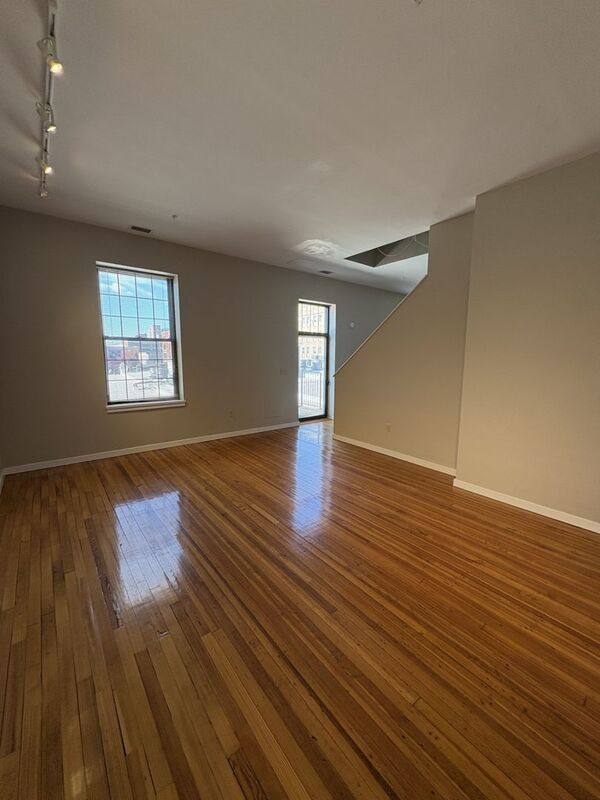 Apartment for rent at 125 W Saratoga St #305, Baltimore, MD 21201