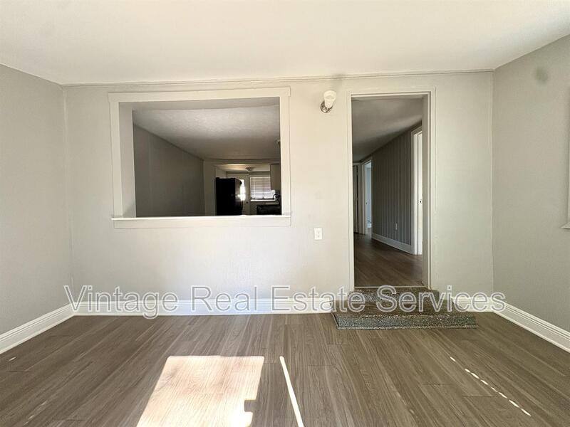 Apartment for rent at 4611 N Hubert Ave #11, Tampa, FL 33614