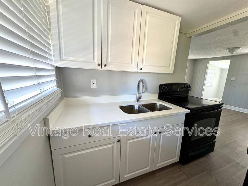 Apartment for rent at 4611 N Hubert Ave #11, Tampa, FL 33614