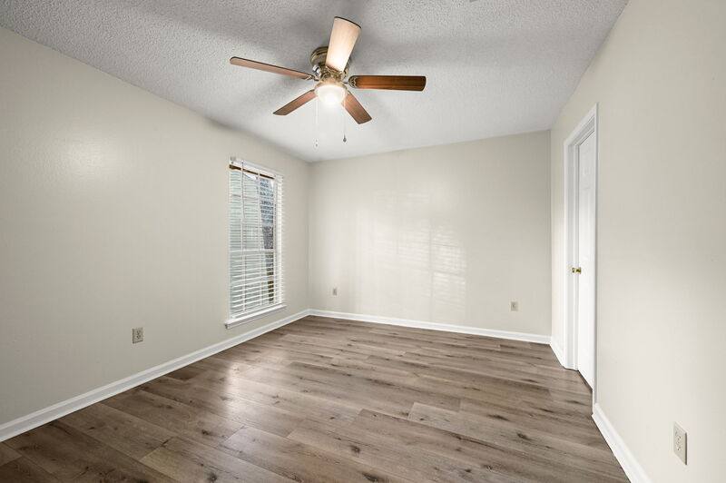 Apartment for rent at 5379 Rosedown Court #115, Saint Francisville, LA 70775