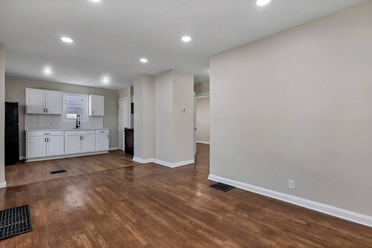 House for rent at 1269 Minnesota Ave, Columbus, OH 43211