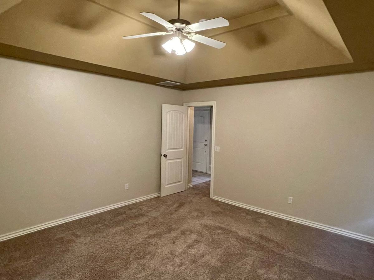 House for rent at 2417 NW 152nd St, Edmond, OK 73013