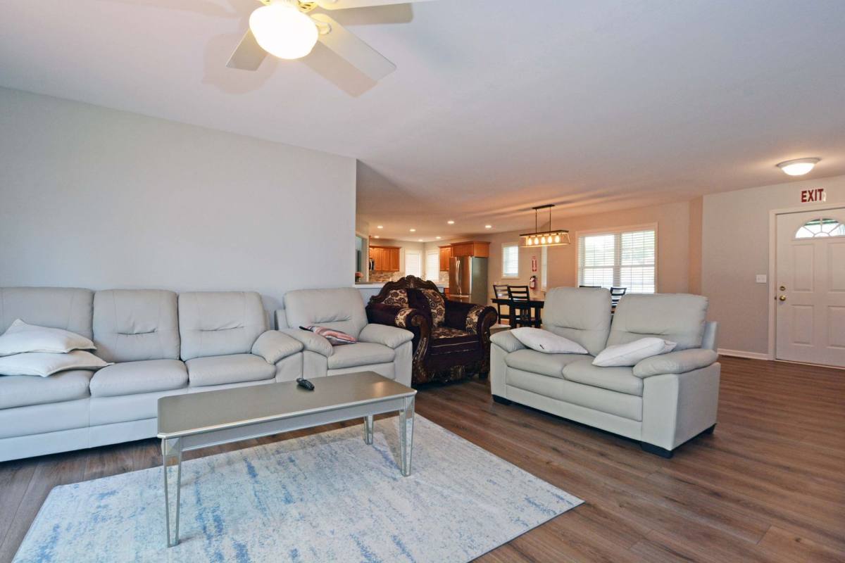 House for rent at 504 15th Ave N, South Saint Paul, MN 55075