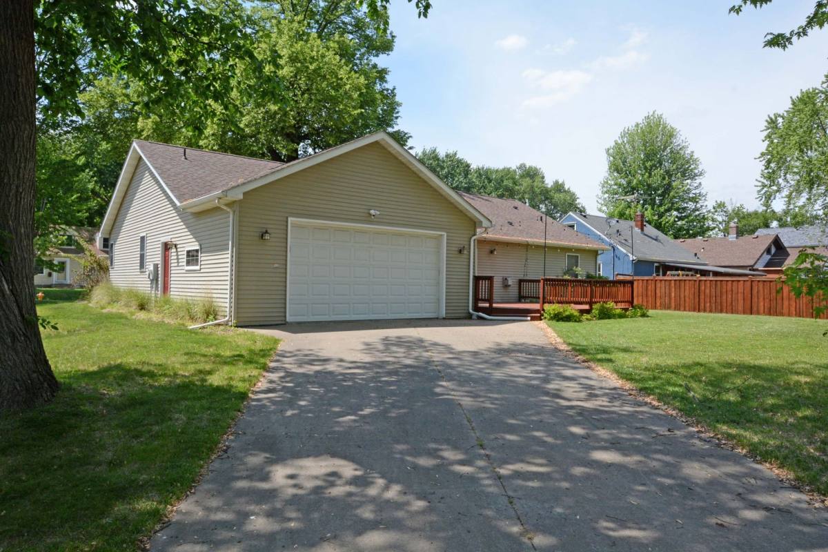 House for rent at 504 15th Ave N, South Saint Paul, MN 55075