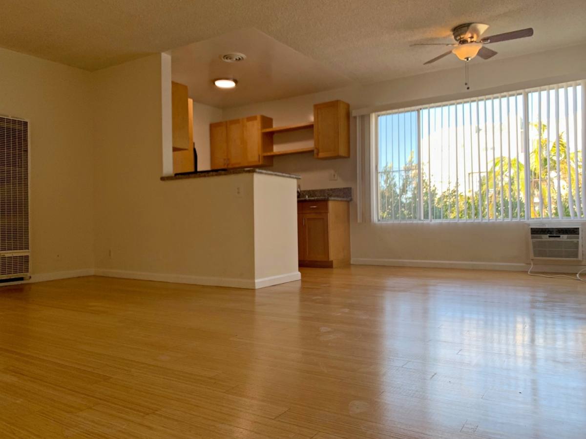 Apartment for rent at 12811 Caswell Ave, Los Angeles, CA 90066