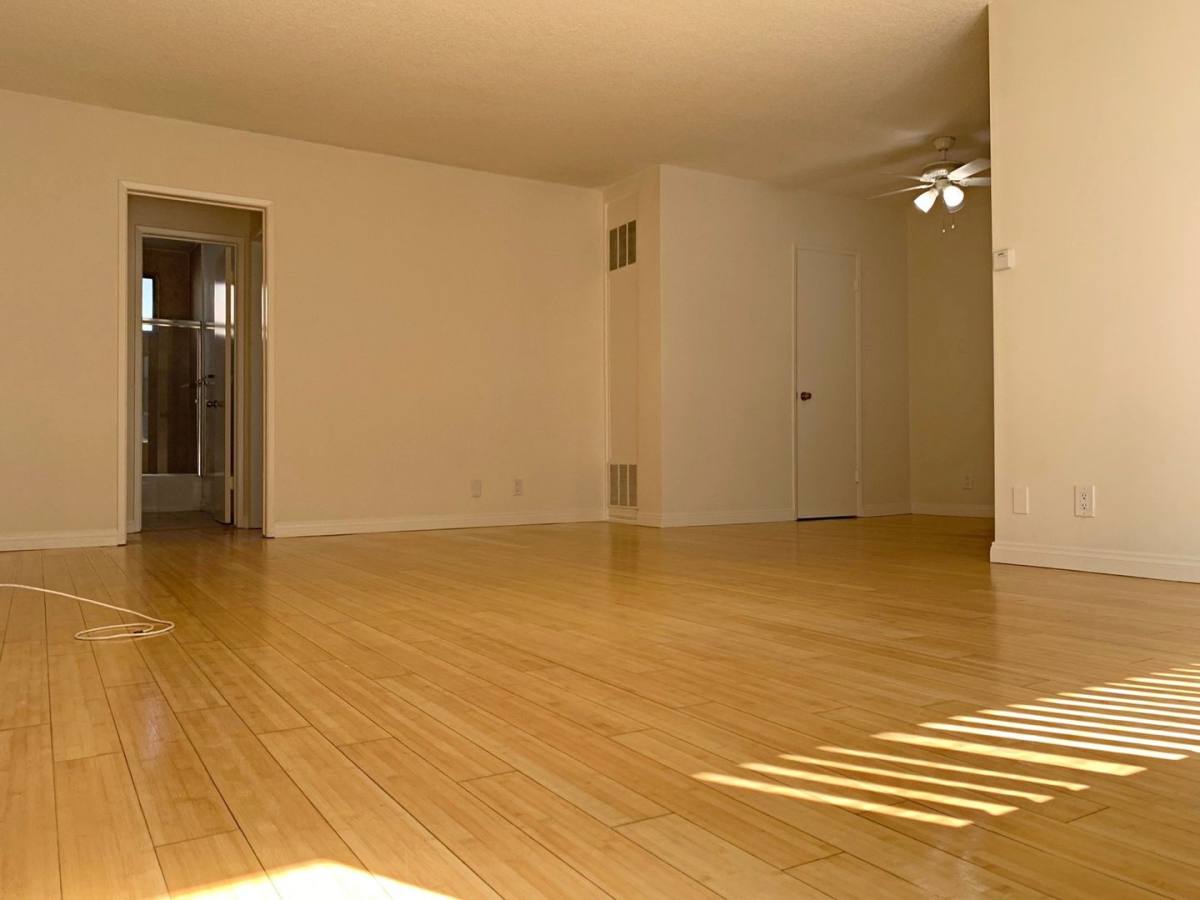 Apartment for rent at 3105 S Durango Ave, Los Angeles, CA 90034