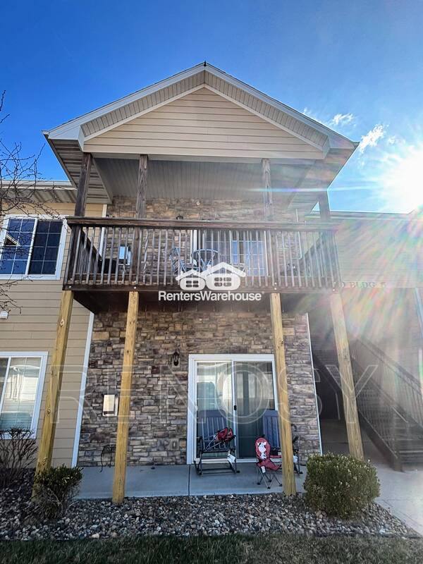 Condo for rent at 2000 Meadow Court #210, Des Moines, IA 50320
