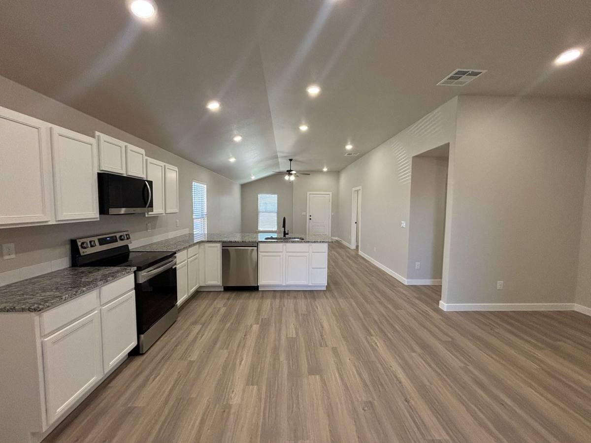 House for rent at 1628 132nd St, Lubbock, TX 79423