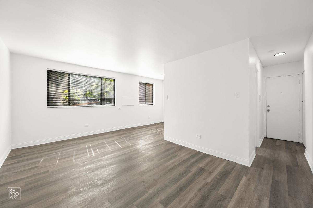 Apartment for rent at 8342-8350 S Ellis Ave, Chicago, IL 60619
