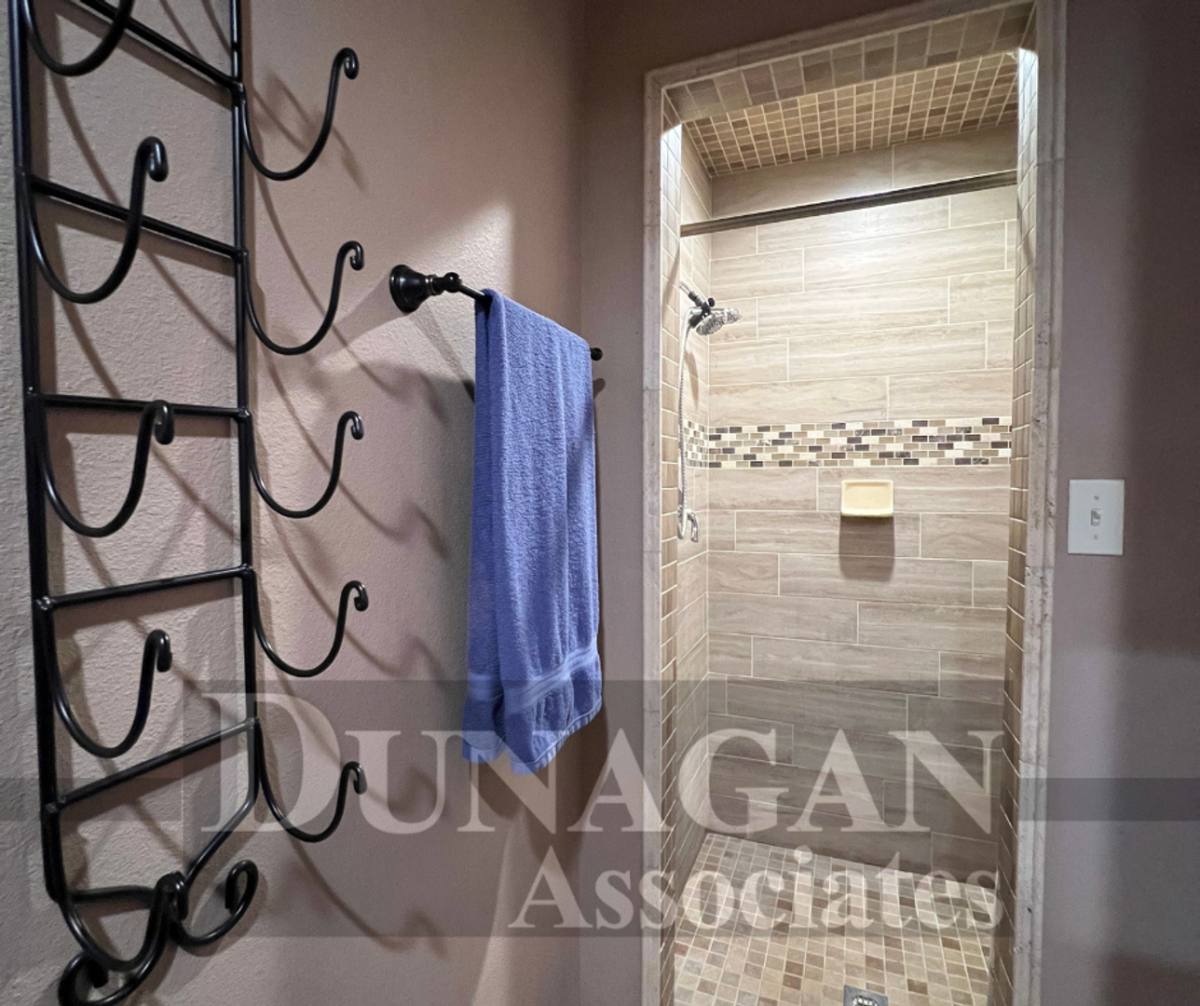 Apartment for rent at 408 N Mesa St, Carlsbad, NM 88220
