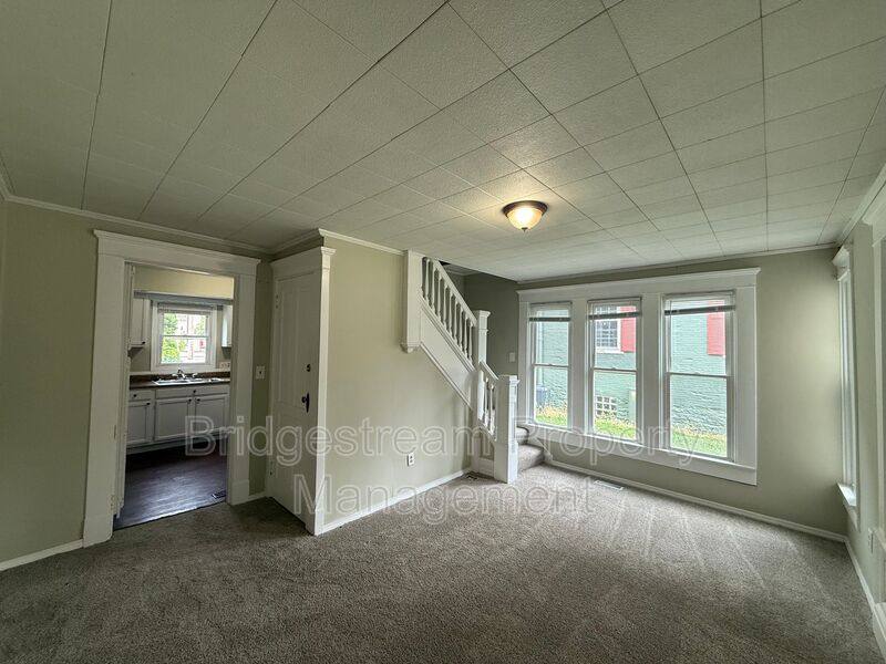 House for rent at 207 S 2nd St, Miamisburg, OH 45342
