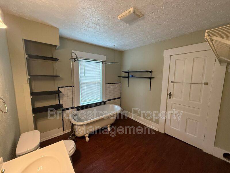 House for rent at 207 S 2nd St, Miamisburg, OH 45342
