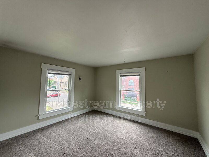House for rent at 207 S 2nd St, Miamisburg, OH 45342