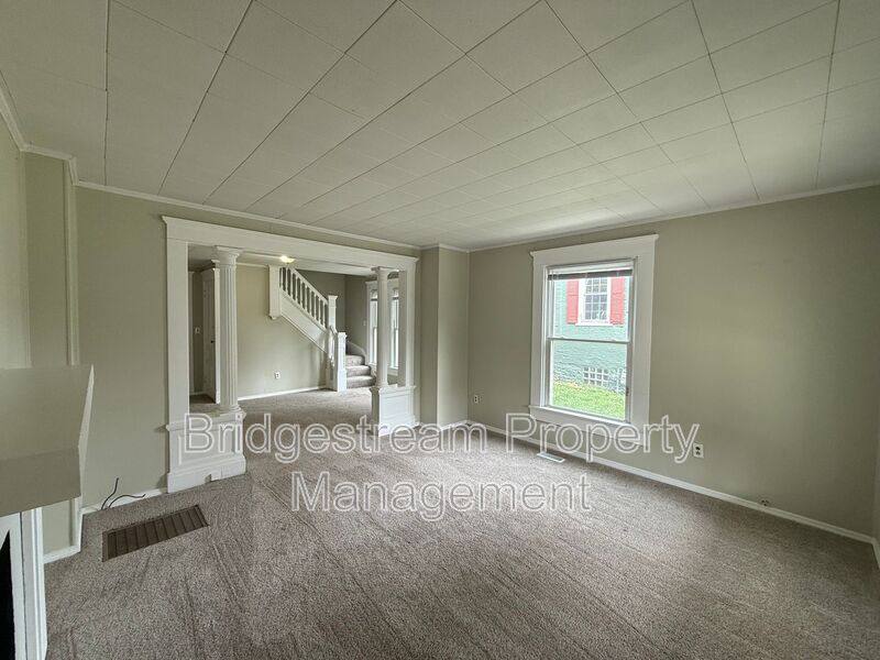 House for rent at 207 S 2nd St, Miamisburg, OH 45342