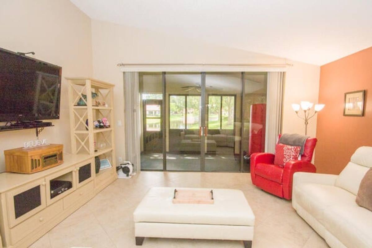 House for rent at 4907 Boxwood Circle, Boynton Beach, FL 33436