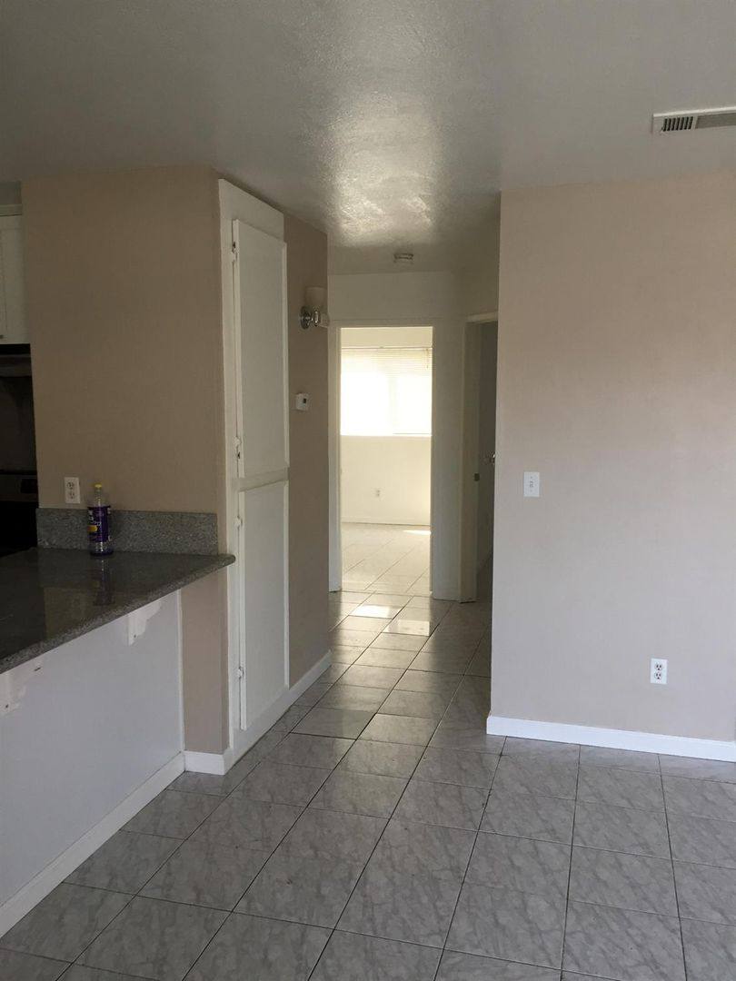 Apartment for rent at 238 N 4th Ave, Oakdale, CA 95361