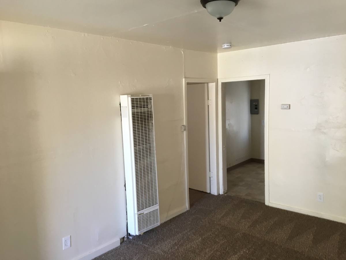 Apartment for rent at 1203 E 10th St, Bakersfield, CA 93307