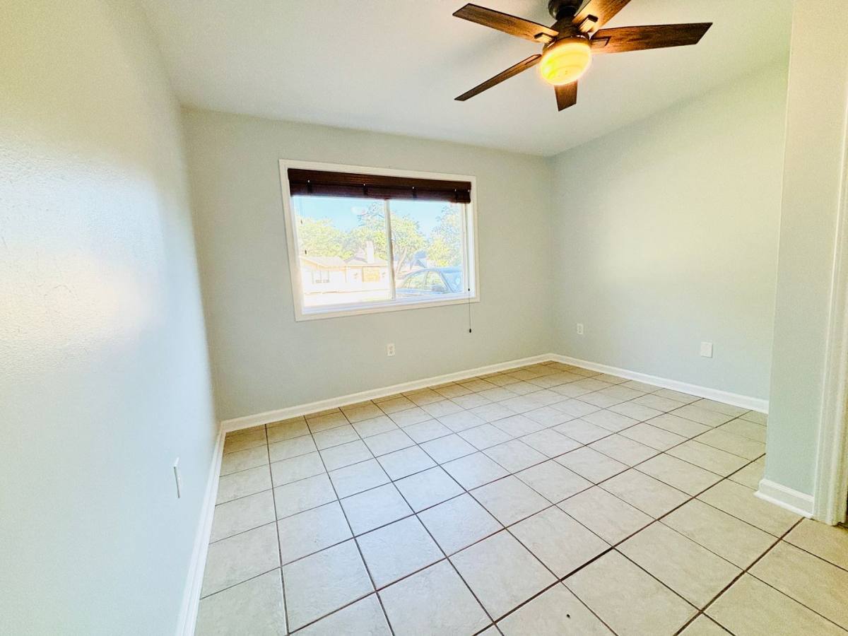 Apartment for rent at 201 S College, Lafayette, LA 70506