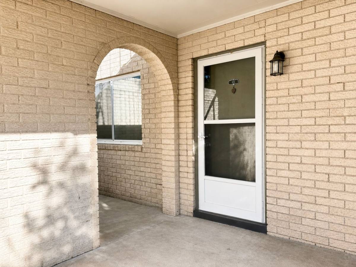 Apartment for rent at 201 S College, Lafayette, LA 70506