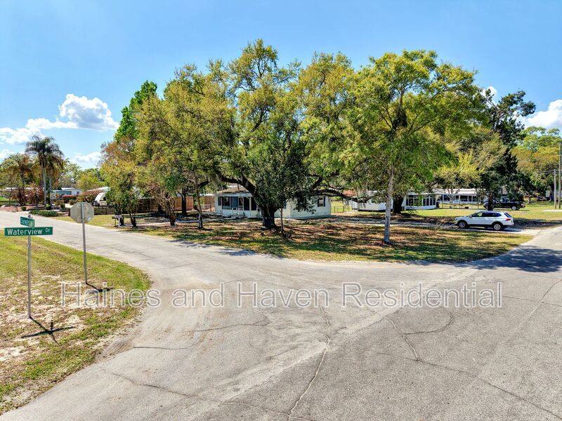 House for rent at 322 Clearwater Lake Dr, Polk City, FL 33868