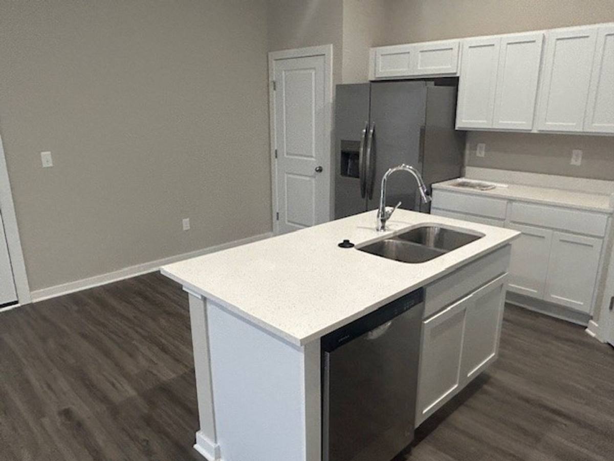 House for rent at 12043 W Shadow Lakes St, Wichita, KS 67205