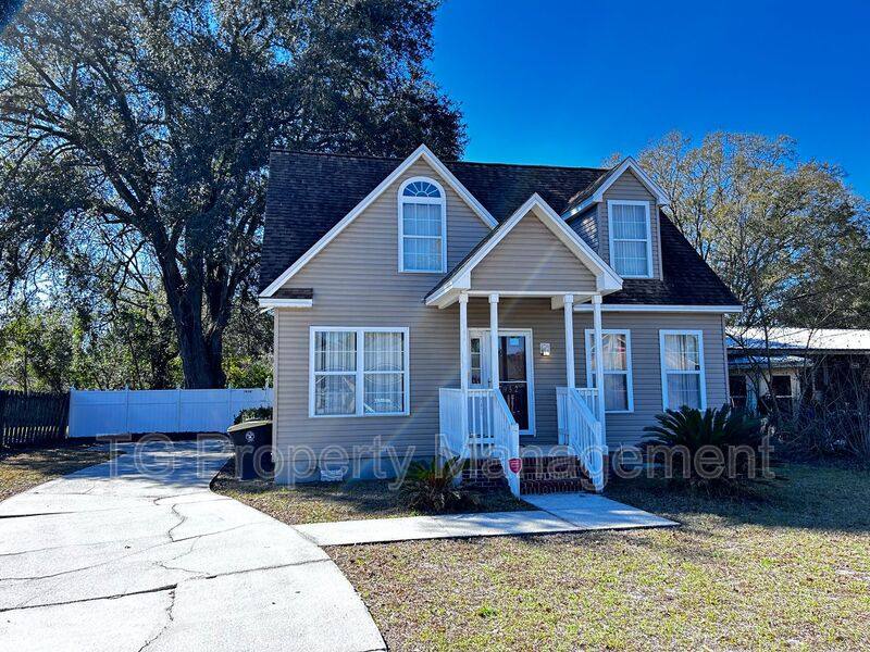 House for rent at 7952 118th St, Jacksonville, FL 32224