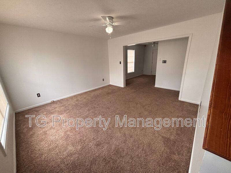 House for rent at 7952 118th St, Jacksonville, FL 32224