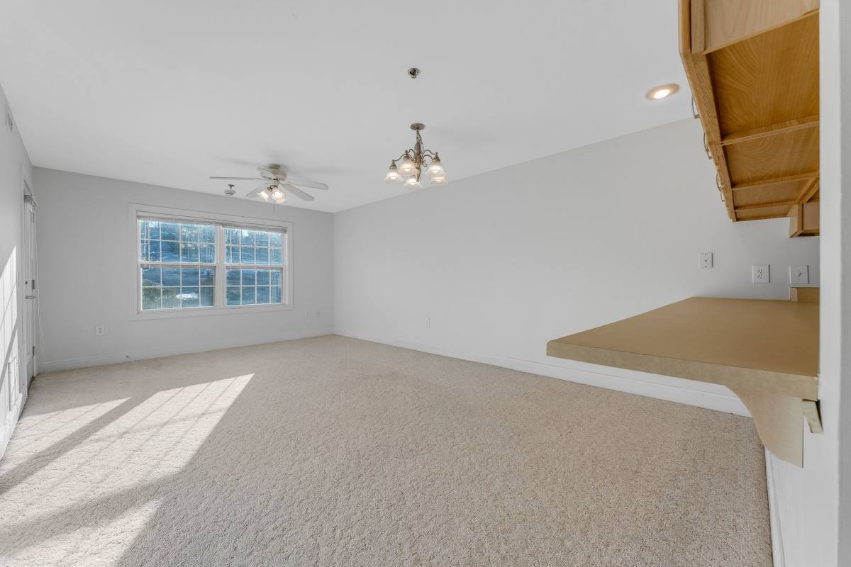 Apartment for rent at 999 W Run Rd, Morgantown, WV 26508