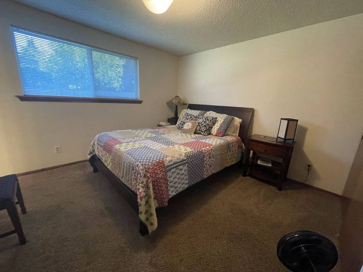 House for rent at 7250 SW Ashdale Dr, Portland, OR 97223