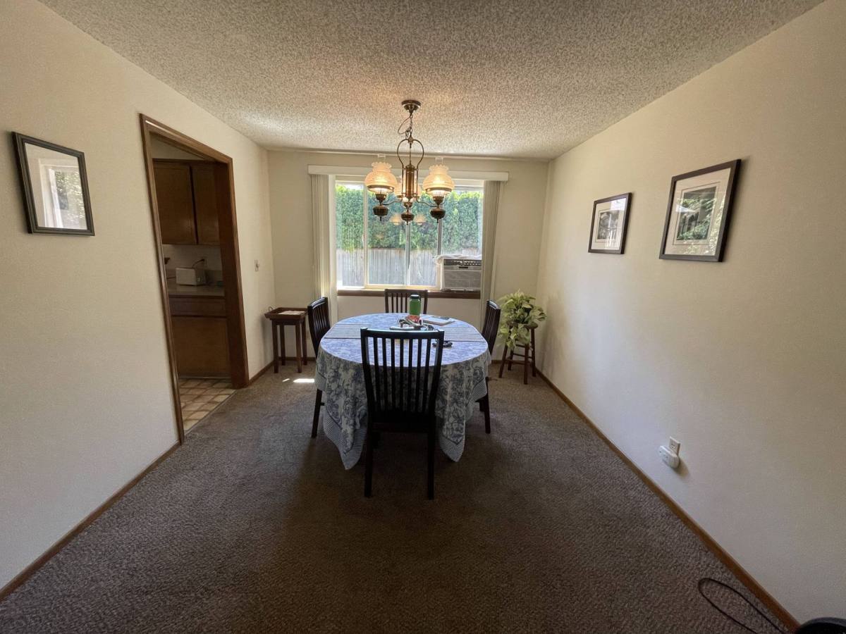 House for rent at 7250 SW Ashdale Dr, Portland, OR 97223