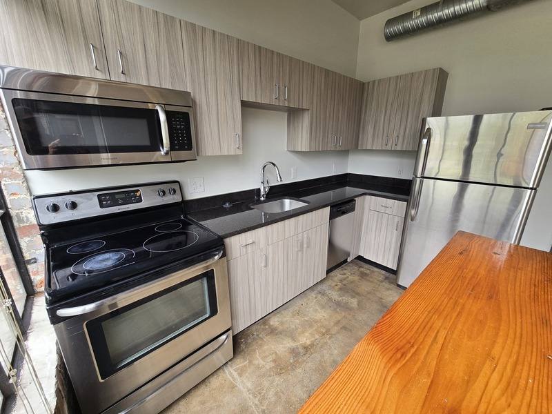 Apartment for rent at 123 Pine St #15, Petersburg, VA 23803
