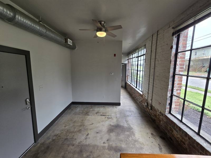 Apartment for rent at 123 Pine St #15, Petersburg, VA 23803