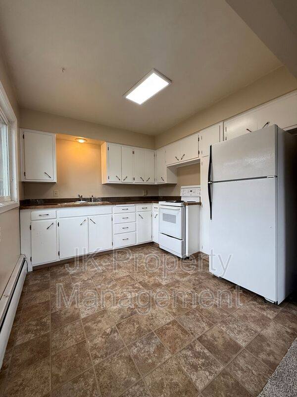 Apartment for rent at 2100 4th St NE #2, Great Falls, MT 59404