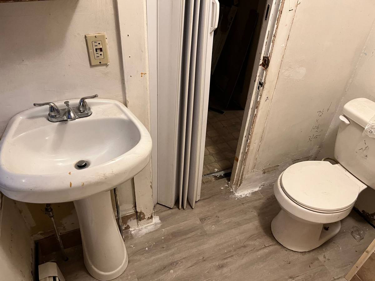 Apartment for rent at 232 Wunder St, Reading, PA 19602