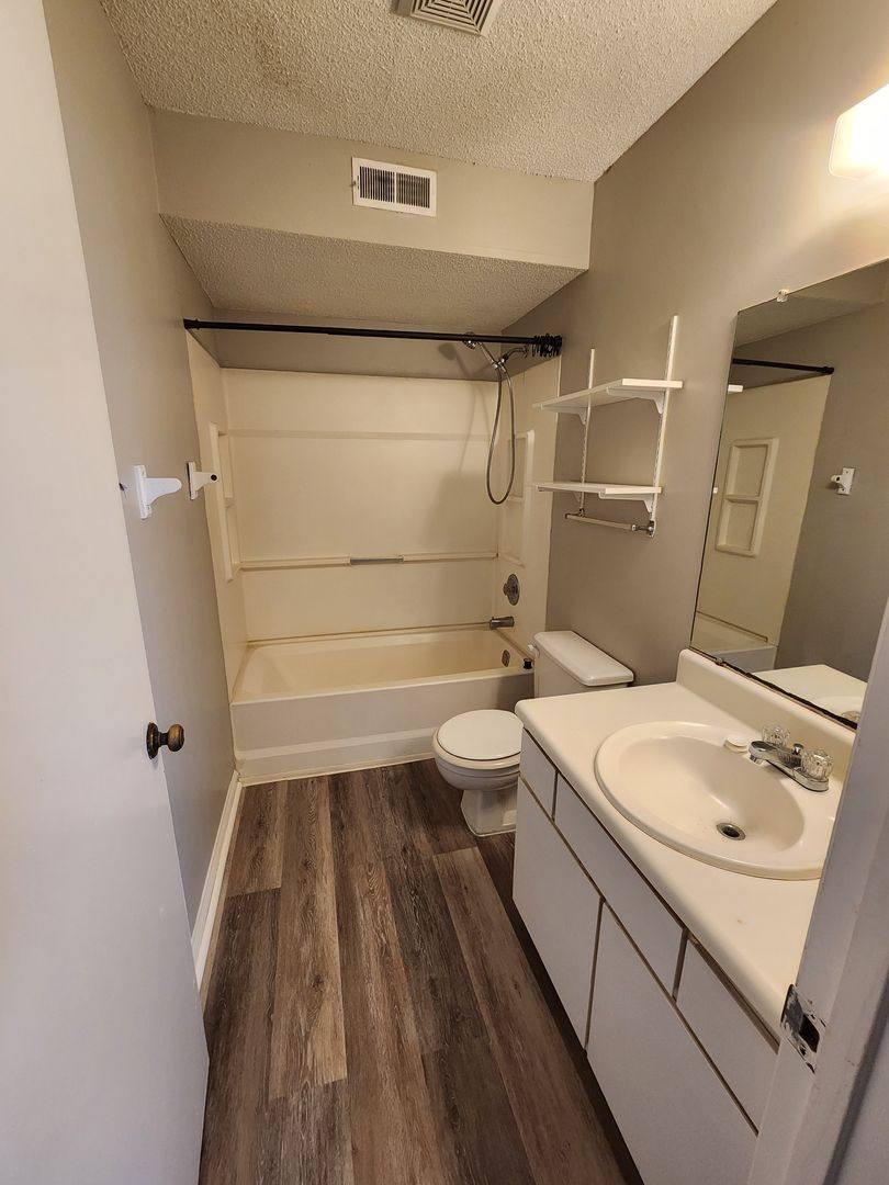 Condo for rent at 910 Brett Dr, Hinesville, GA 31313