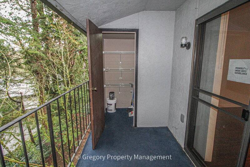Apartment for rent at 12029 NE 100th Ave #C2, Kirkland, WA 98034