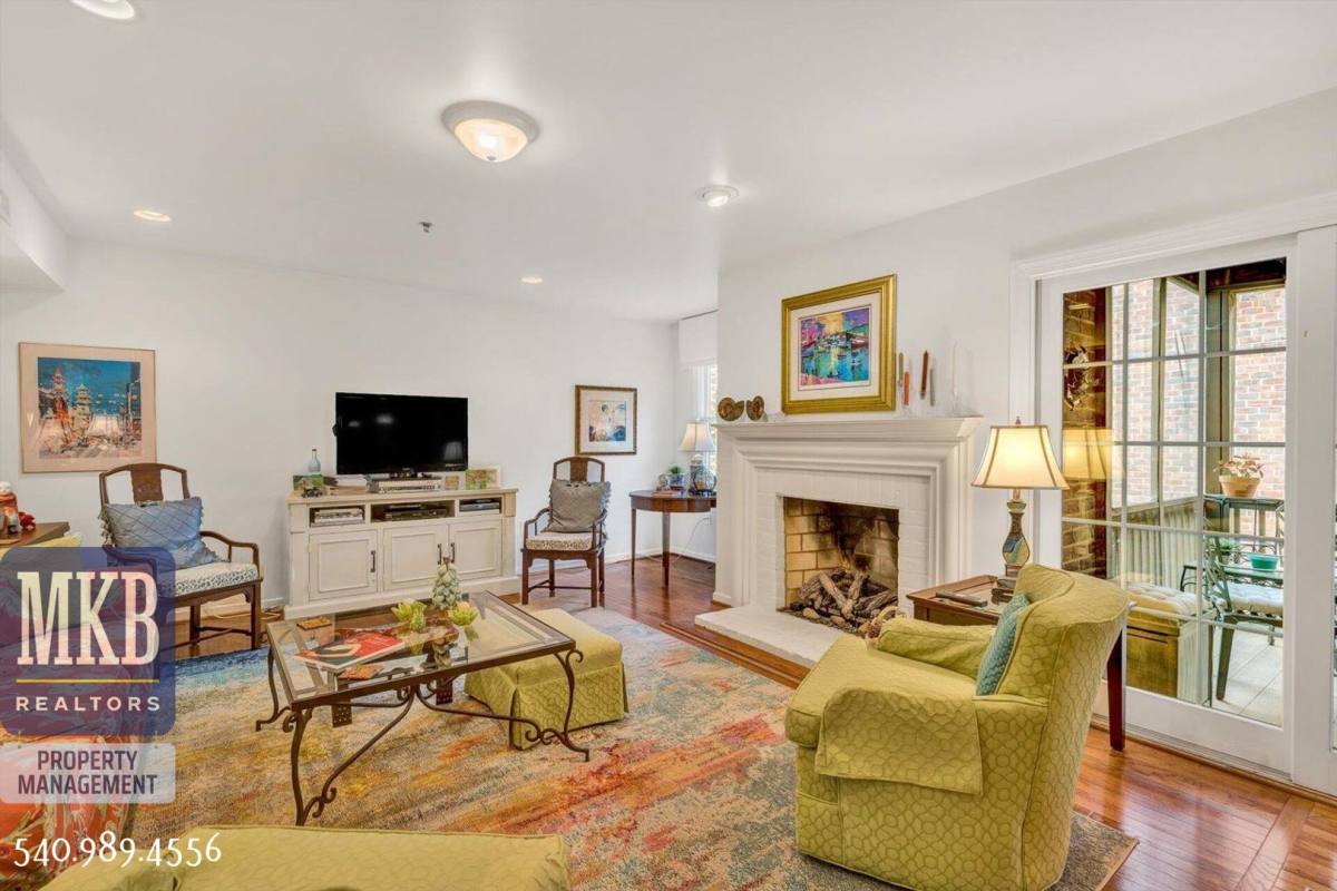 Condo for rent at 1 23rd St SW, Roanoke, VA 24014