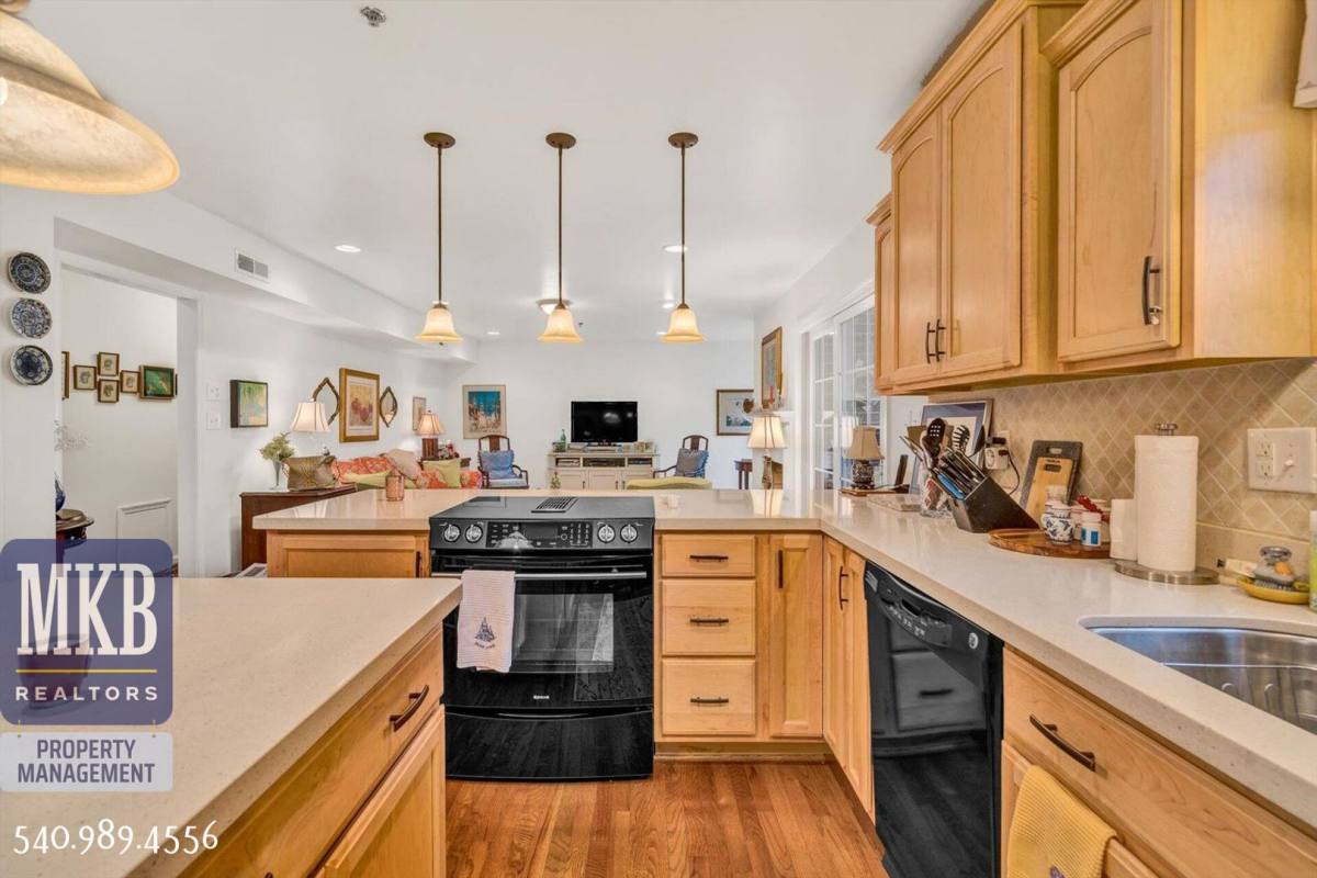Condo for rent at 1 23rd St SW, Roanoke, VA 24014
