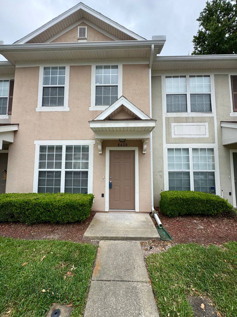 Townhouse for rent at 8428 Thornbush Court, Jacksonville, FL 32216
